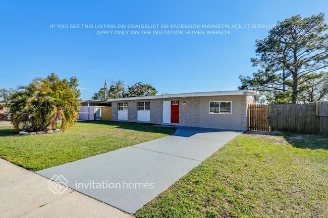 7111 Dellwood Dr in Tampa, FL - Building Photo - Building Photo