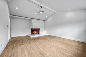 20738 Bryant St in Los Angeles, CA - Building Photo - Building Photo