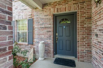 300 Emerald Fields Ln in Kyle, TX - Building Photo - Building Photo