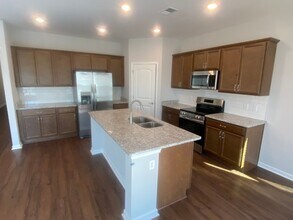 13 Cantata Cir in Pooler, GA - Building Photo - Building Photo