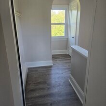 785 Warwick Tpke, Unit 3 in Hewitt, NJ - Building Photo - Building Photo