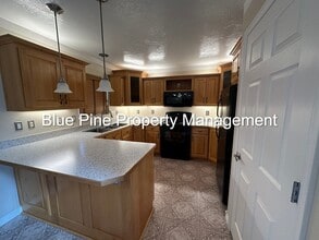 3943 Milestone Cir in Ammon, ID - Building Photo - Building Photo