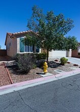 1516 Remembrance Hill St in Las Vegas, NV - Building Photo - Building Photo