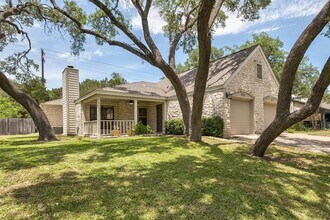 353 Fantail Loop in Lakeway, TX - Building Photo - Building Photo