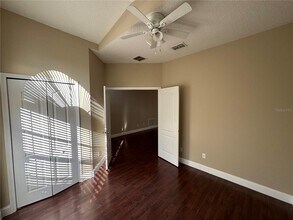 2077 Great Falls Way in Orlando, FL - Building Photo - Building Photo