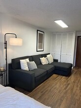 1655 Makaloa St, Unit 708 in Honolulu, HI - Building Photo - Building Photo