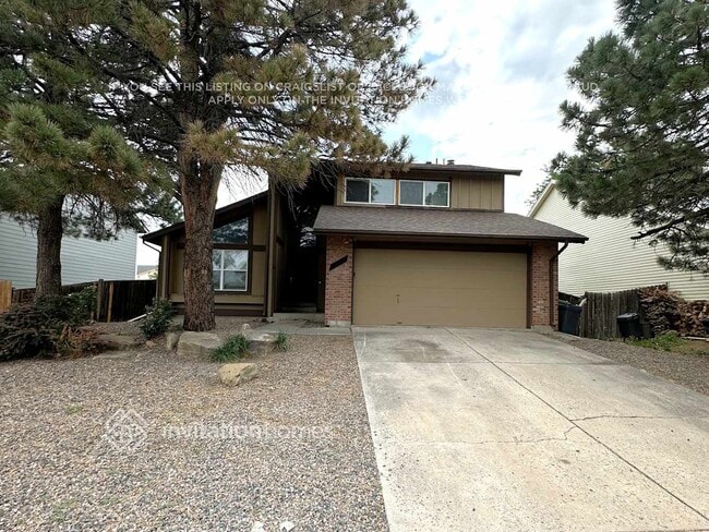 property at 18953 E Kent Cir