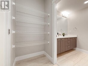 4690-4690 Hawk Ln in Delta, BC - Building Photo - Building Photo