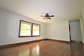 2627 Selwyn Ave in Charlotte, NC - Foto de edificio - Building Photo