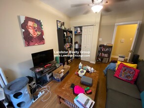 6516 N Glenwood Ave, Unit 1E in Chicago, IL - Foto de edificio - Building Photo