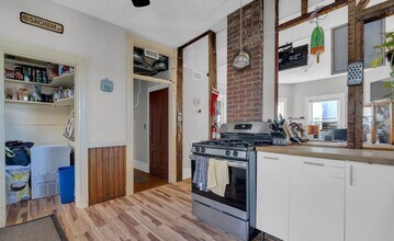 5 Sachem St, Unit 3 in Boston, MA - Foto de edificio - Building Photo