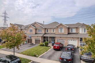 43-55 Stirrup Crt in Brampton, ON - Building Photo - Building Photo