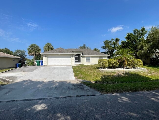 362 Columbus St in Sebastian, FL - Building Photo - Building Photo