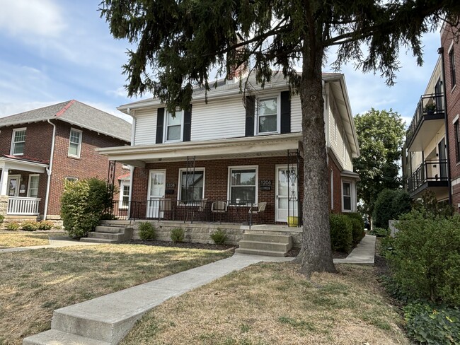 1206 Grandview Ave, Unit 1206
