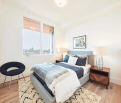 4880 El Camino Real in Los Altos, CA - Building Photo