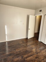 3729 N Euclid Ave, Unit Apartment D