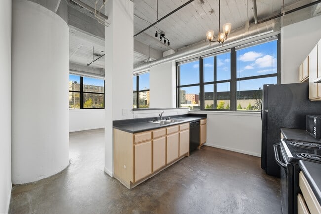 Teweles Seed Tower Apartments