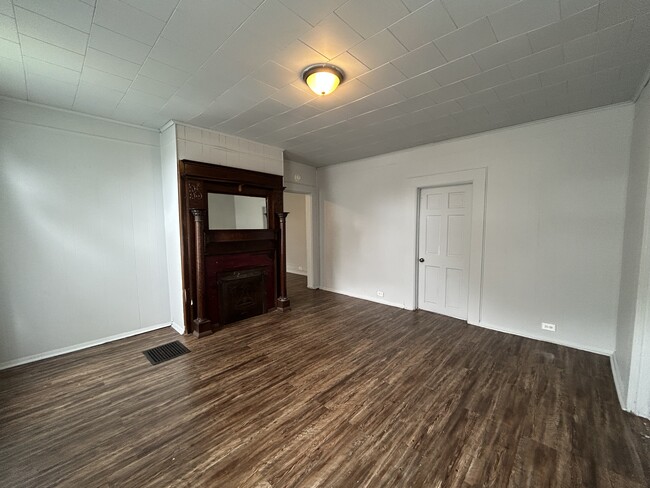 511 N Jackson St in Danville, IL - Foto de edificio - Building Photo