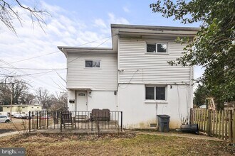 10725 Maple St in Fairfax, VA - Building Photo - Building Photo