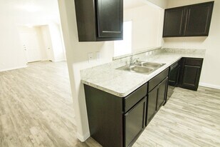 841 Canton Grass Ln in La Marque, TX - Building Photo