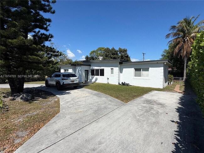 59 NW 115th St in Miami, FL - Building Photo - Building Photo