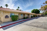 Plaza Del Sol I in Indio, CA - Foto de edificio - Building Photo