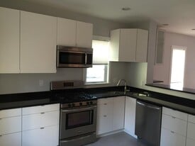 278 Cypress St, Unit 3 in Brookline, MA - Building Photo