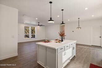 1547 Whirlpool Dr in Paulden, AZ - Building Photo - Building Photo