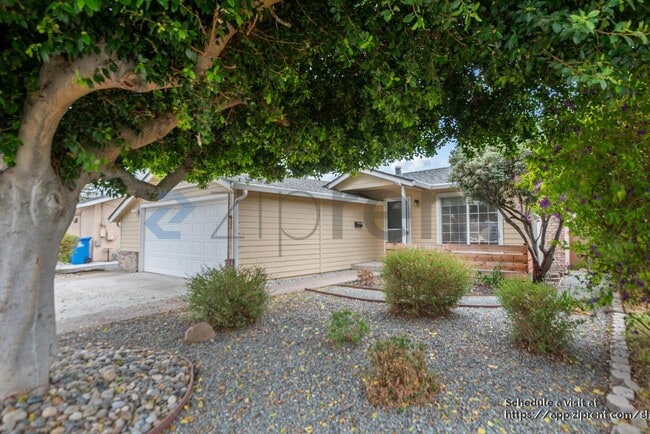 42337 Blacow Rd in Fremont, CA - Building Photo - Building Photo