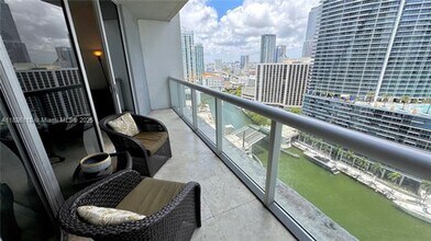 475 Brickell Ave in Miami, FL - Building Photo - Building Photo