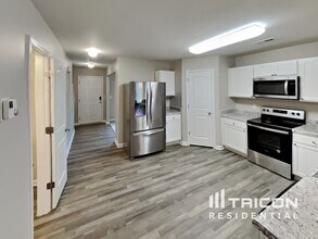 1856 Northside Dr in Burlington, NC - Building Photo - Building Photo