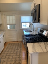 96 Middle St in Gloucester, MA - Building Photo - Building Photo