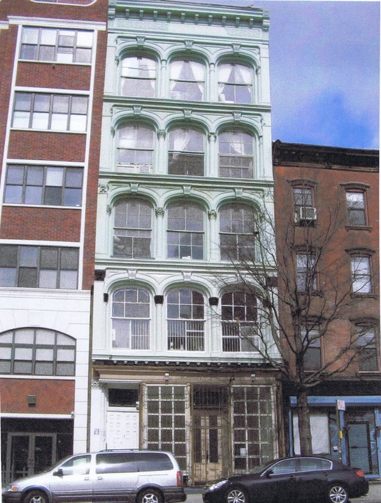 103 Broadway in Brooklyn, NY - Building Photo