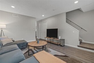 3594 Jefferson St in College Park, GA - Building Photo - Building Photo