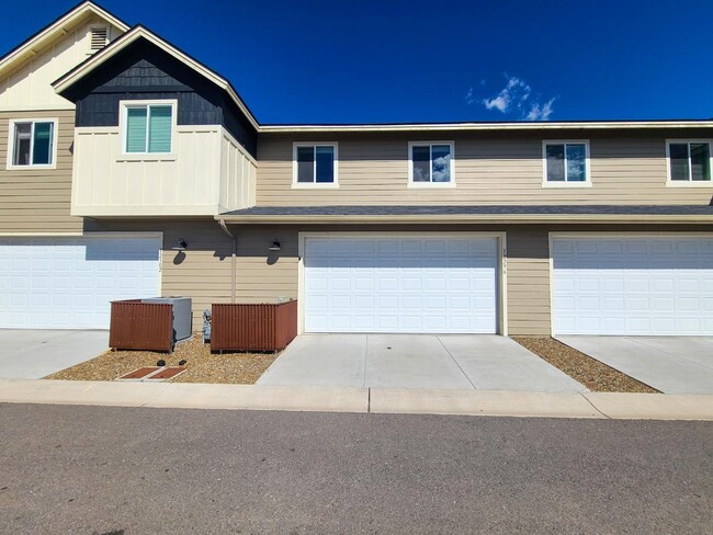 12296 Curtis Ct in Bellemont, AZ - Building Photo - Building Photo