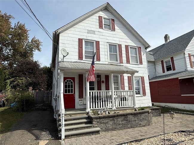 property at 18 Meadow Ave