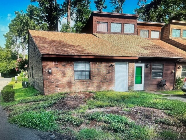 1171 Ocala Rd in Tallahassee, FL - Foto de edificio - Building Photo