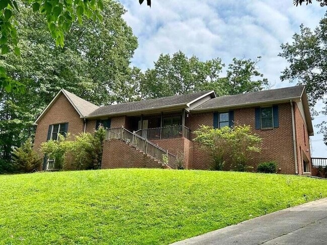 property at 9 Edgewood Dr