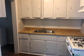 1706 Circle Dr in Marshall, TX - Building Photo - Building Photo