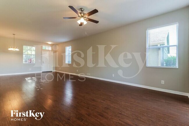 7948 Foxgrove Dr in Land O Lakes, FL - Building Photo - Building Photo