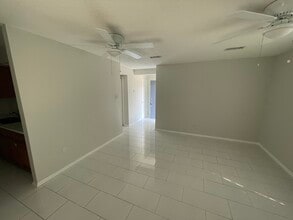 390 Guzzardo Ln, Unit 2B in Independence, LA - Building Photo - Building Photo