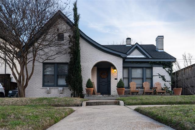 property at 5533 Pershing Ave