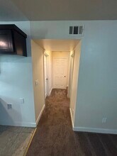 136 W 84th St in Los Angeles, CA - Building Photo - Building Photo