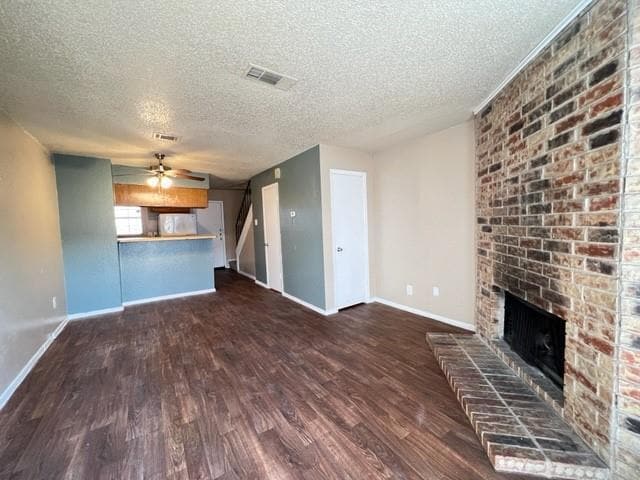 2250 Aspen Dr in Dallas, TX - Building Photo - Building Photo