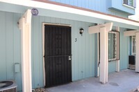 4758 Roberta St in Las Vegas, NV - Building Photo - Building Photo