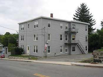 Oakland Avenue Apartments in Methuen, MA - Building Photo - Building Photo