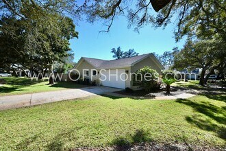78 Country Club Dr E in Destin, FL - Building Photo - Building Photo