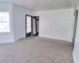 4772 E 90th St in Garfield Heights, OH - Building Photo - Building Photo