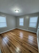 2350 Hunter Pl SE in Washington, DC - Building Photo - Building Photo