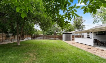 2105 S Hazel Ct in Denver, CO - Building Photo - Building Photo